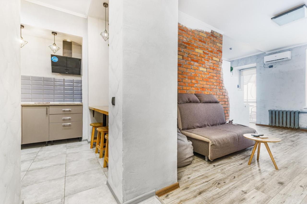 Loft On Mayakovsky 9 Odesa Exterior photo