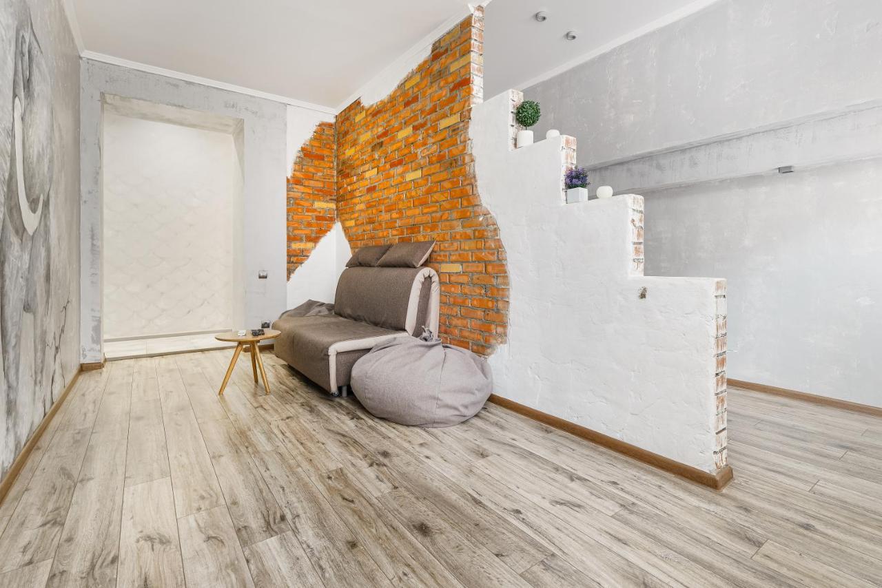 Loft On Mayakovsky 9 Odesa Exterior photo