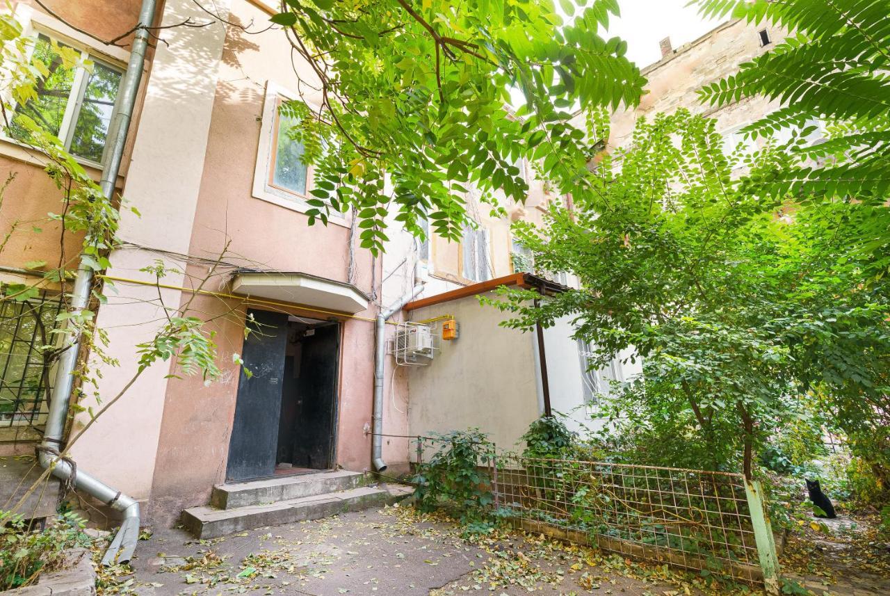 Loft On Mayakovsky 9 Odesa Exterior photo
